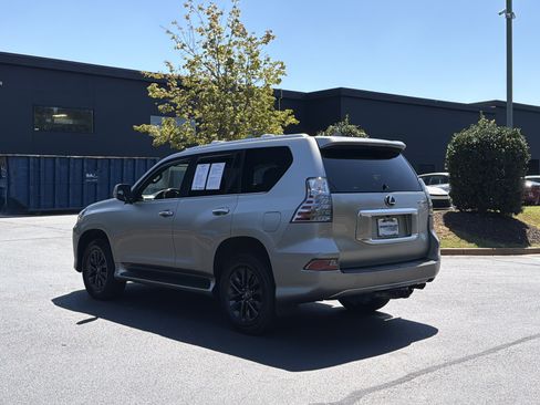 Used 2023 Lexus GX 460 Premium w/ Premium Package AWD/4WD image 47