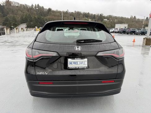 Certified 2023 Honda HR-V LX image 10