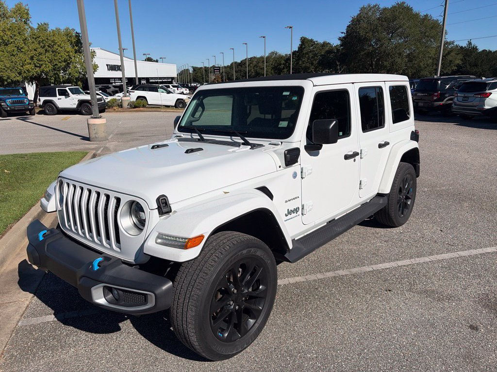 Used 2023 Jeep Wrangler Unlimited Sahara AWD/4WD image 1