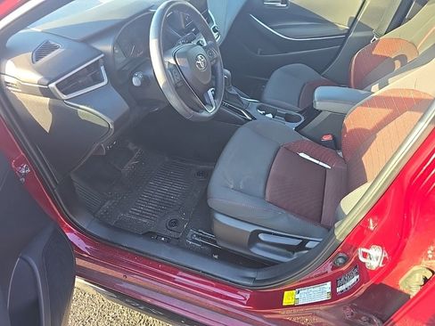 Used 2023 Toyota Corolla SE image 12