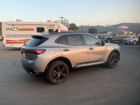 Used 2025 Buick Envision Sport Touring image 5