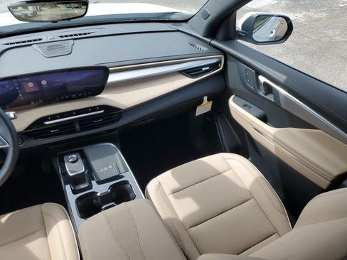 New 2026 Buick Enclave Preferred w/ Power Package AWD/4WD image 7