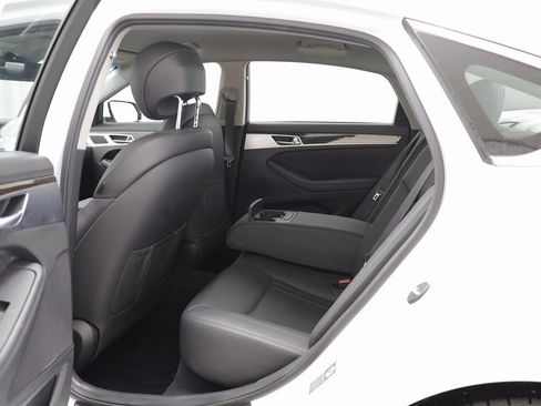 Used 2019 Genesis G80 3.8 image 15