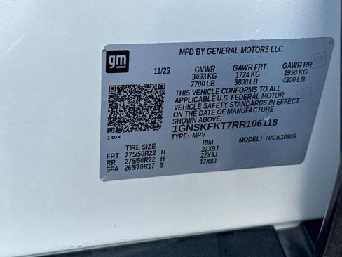 Certified 2024 Chevrolet Suburban Premier image 38