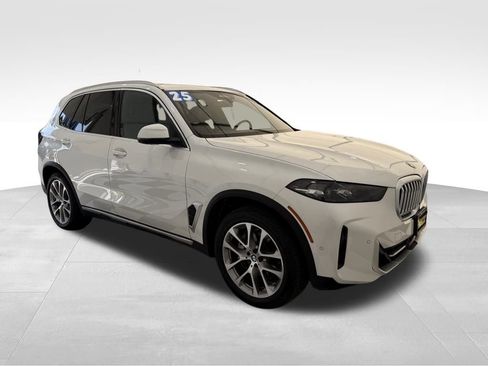 Used 2025 BMW X5 xDrive40i image 10
