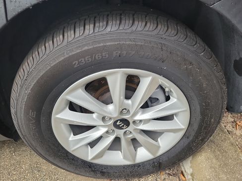 Used 2019 Kia Sorento AWD w/ LX Convenience Package image 8