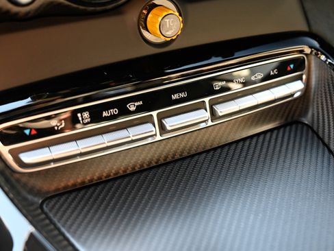 Used 2019 Mercedes-Benz AMG GT R image 32