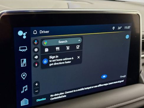 Used 2024 Chevrolet Suburban Z71 w/ Luxury Package image 15