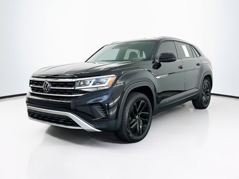 Used 2023 Volkswagen Atlas Cross Sport SE w/ Black Wheel Package AWD/4WD image 3