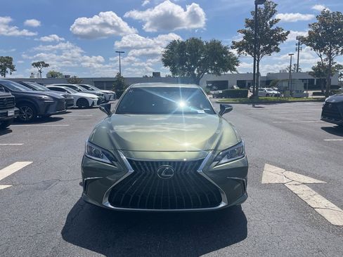 Used 2024 Lexus ES 350 w/ Premium Package FWD image 15