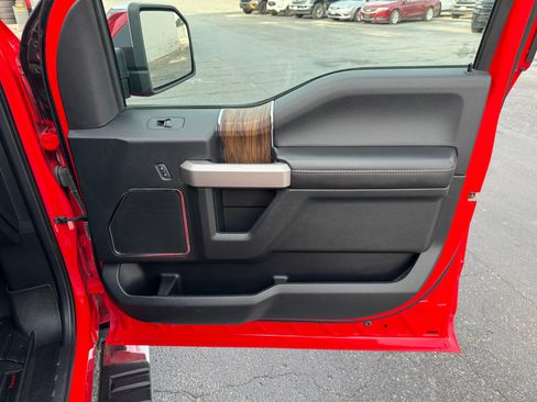 Used 2020 Ford F150 Lariat w/ Equipment Group 502A Luxury image 28