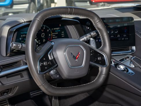 Used 2023 Chevrolet Corvette Stingray Coupe w/ Z51 Performance Package image 15