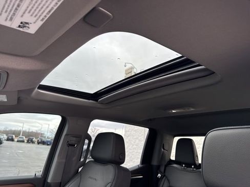 Used 2025 GMC Sierra 1500 Denali w/ Denali Reserve Package image 12