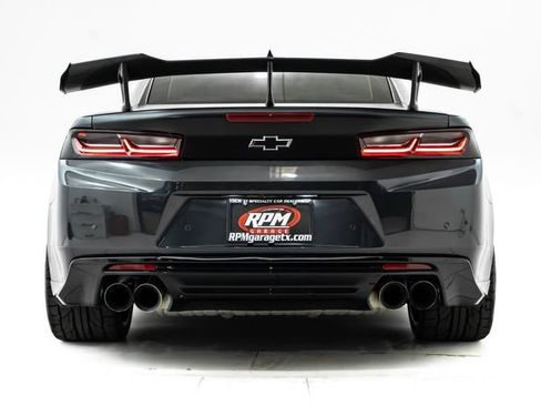 Used 2018 Chevrolet Camaro ZL1 RWD image 3
