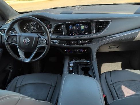 Used 2023 Buick Enclave Premium image 13