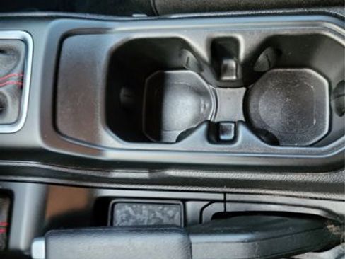 Certified 2021 Jeep Wrangler Unlimited Rubicon image 38