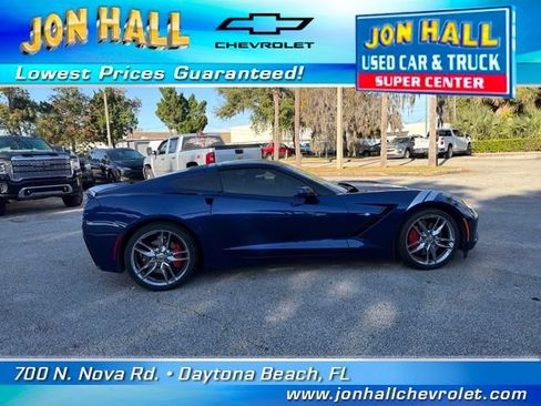 Used 2018 Chevrolet Corvette Stingray Coupe image 14