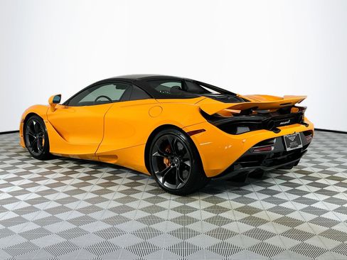 Used 2020 McLaren 720S Spider image 28