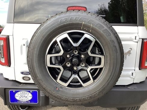 New 2025 Ford Bronco Outer Banks image 18