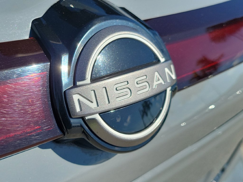 Certified 2024 Nissan Kicks SV FWD image 13