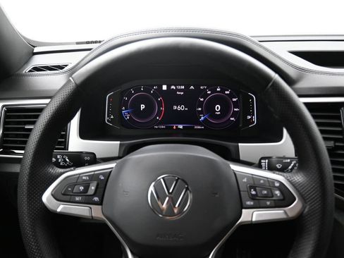 Used 2023 Volkswagen Atlas Cross Sport SEL R-Line AWD/4WD image 16