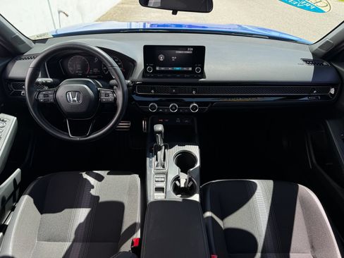 Used 2023 Honda Civic Sport image 15