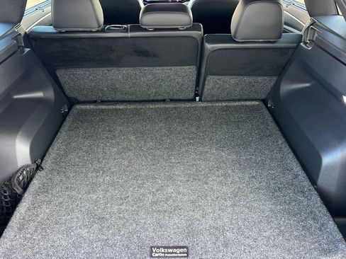 Used 2024 Volkswagen Atlas Cross Sport SE image 15