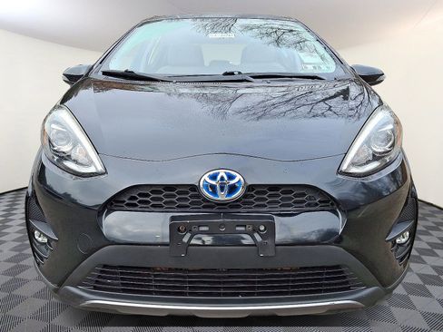 Used 2018 Toyota Prius C Four image 2
