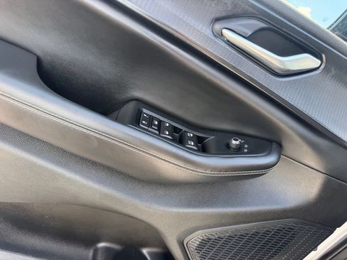 Used 2023 Jeep Grand Cherokee Altitude AWD/4WD image 6