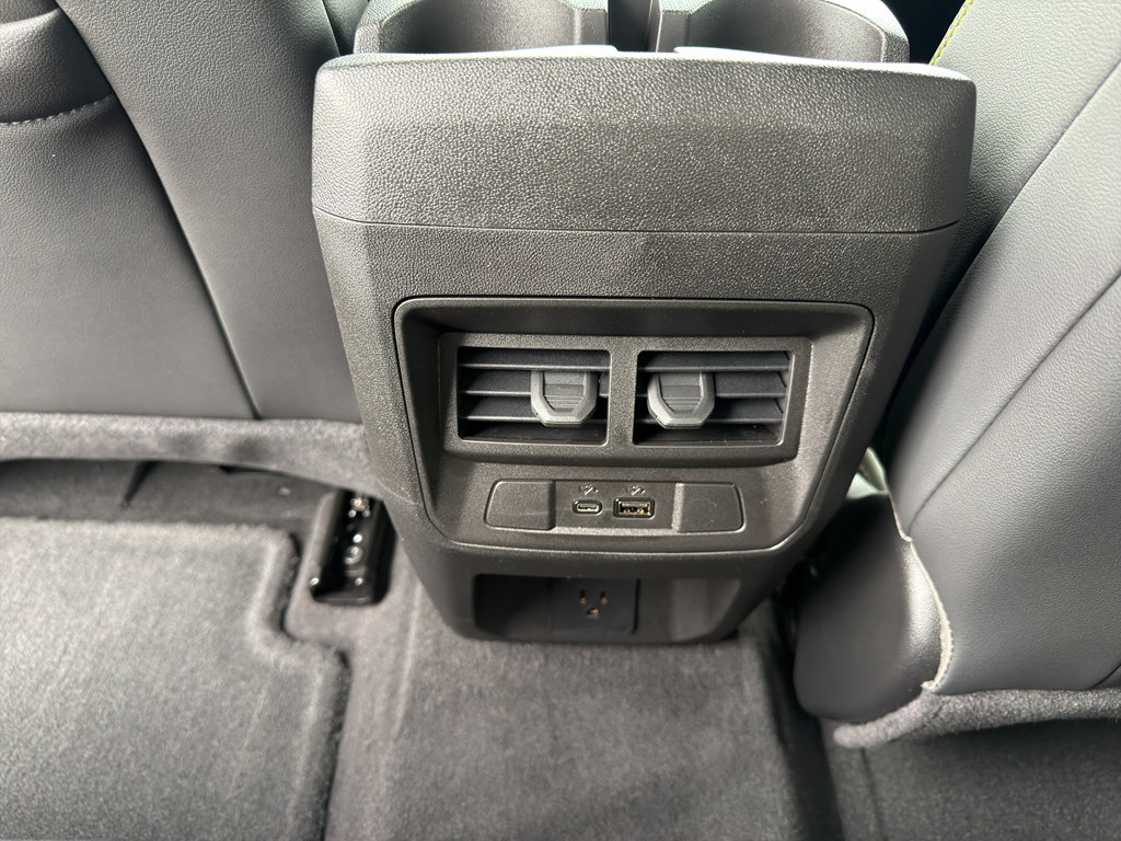 New 2026 Chevrolet Colorado ZR2 w/ Technology Package AWD/4WD image 18