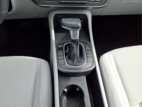 Used 2025 Hyundai Kona SEL AWD/4WD image 30