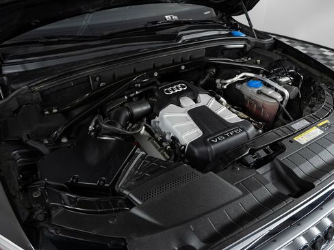 Used 2014 Audi SQ5 Prestige image 42