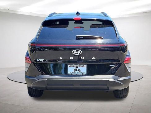 Used 2024 Hyundai Kona SEL AWD/4WD image 6