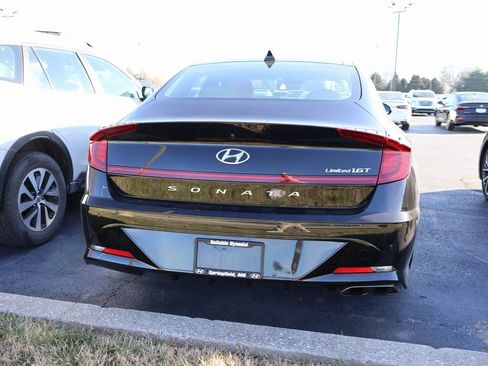 Used 2021 Hyundai Sonata Limited image 16