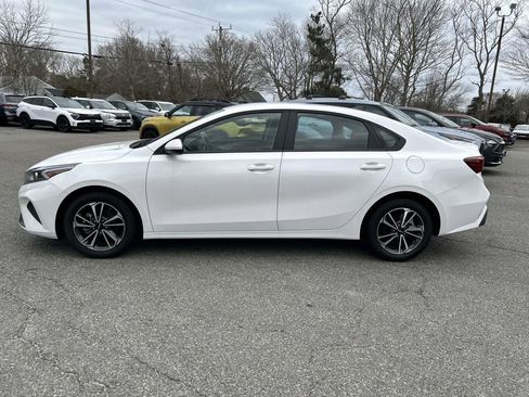 Used 2024 Kia Forte LXS image 6