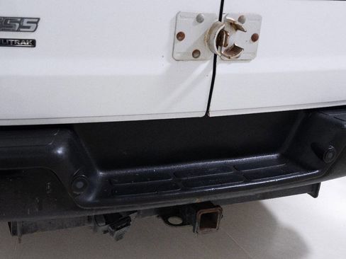 Used 2014 Chevrolet Express 3500 3500 3dr Extended Cargo Van image 29