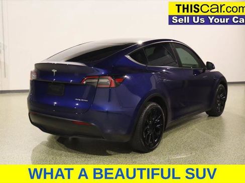 Used 2023 Tesla Model Y Long Range AWD/4WD image 7