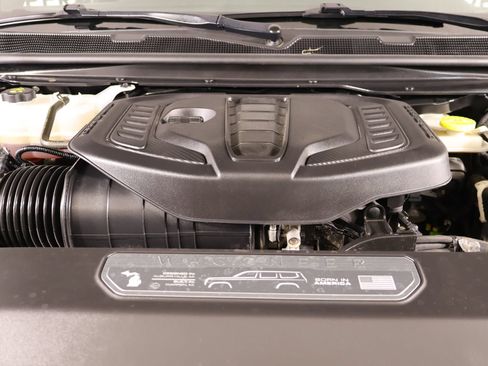 Used 2024 Jeep Wagoneer 4WD w/ Premium Group I image 23