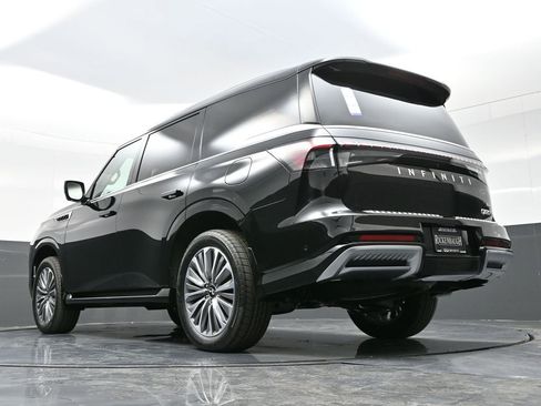 Used 2025 INFINITI QX80 Luxe image 12