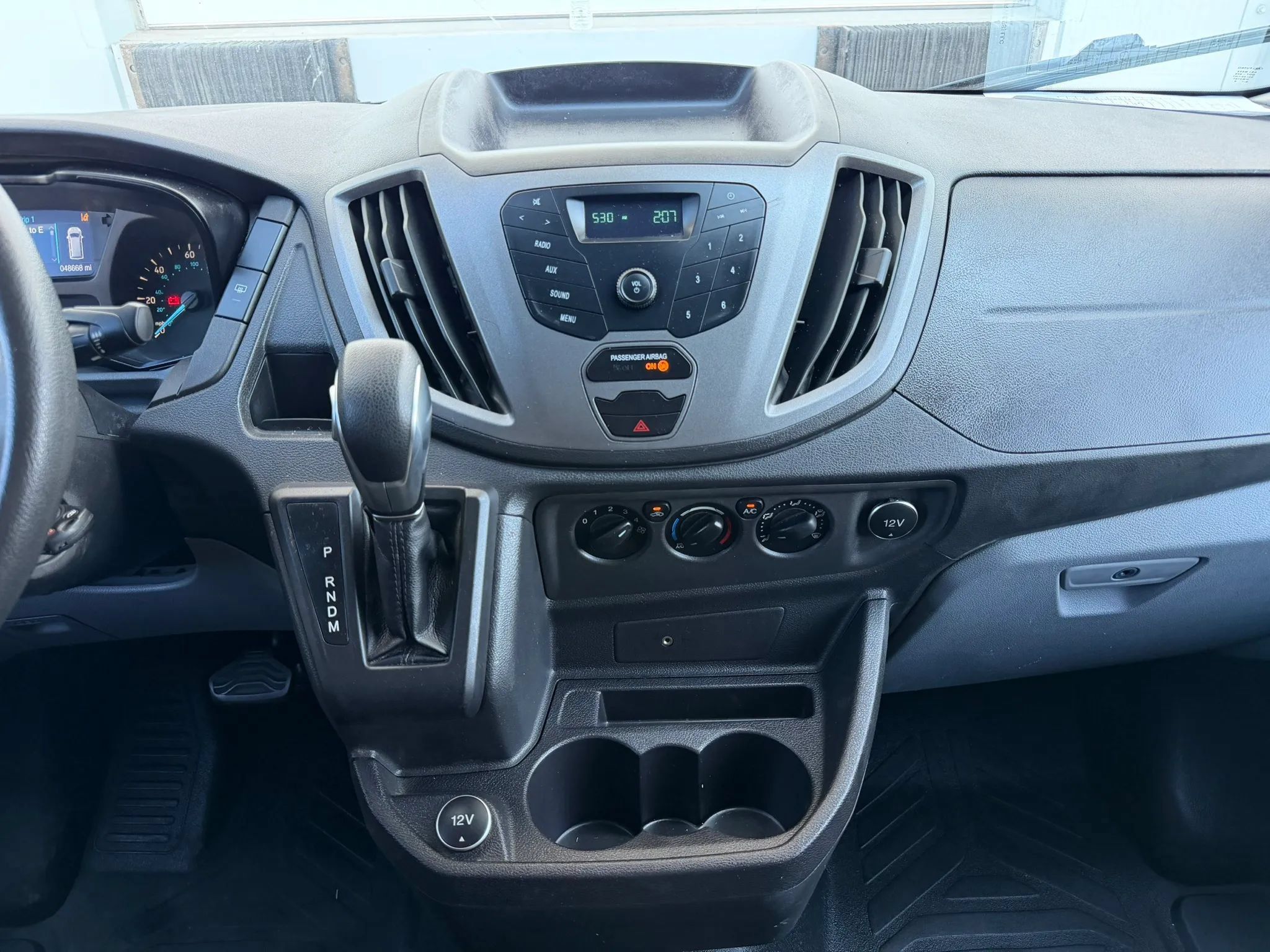 Used 2019 Ford Transit 150 130 Low Roof RWD image 16