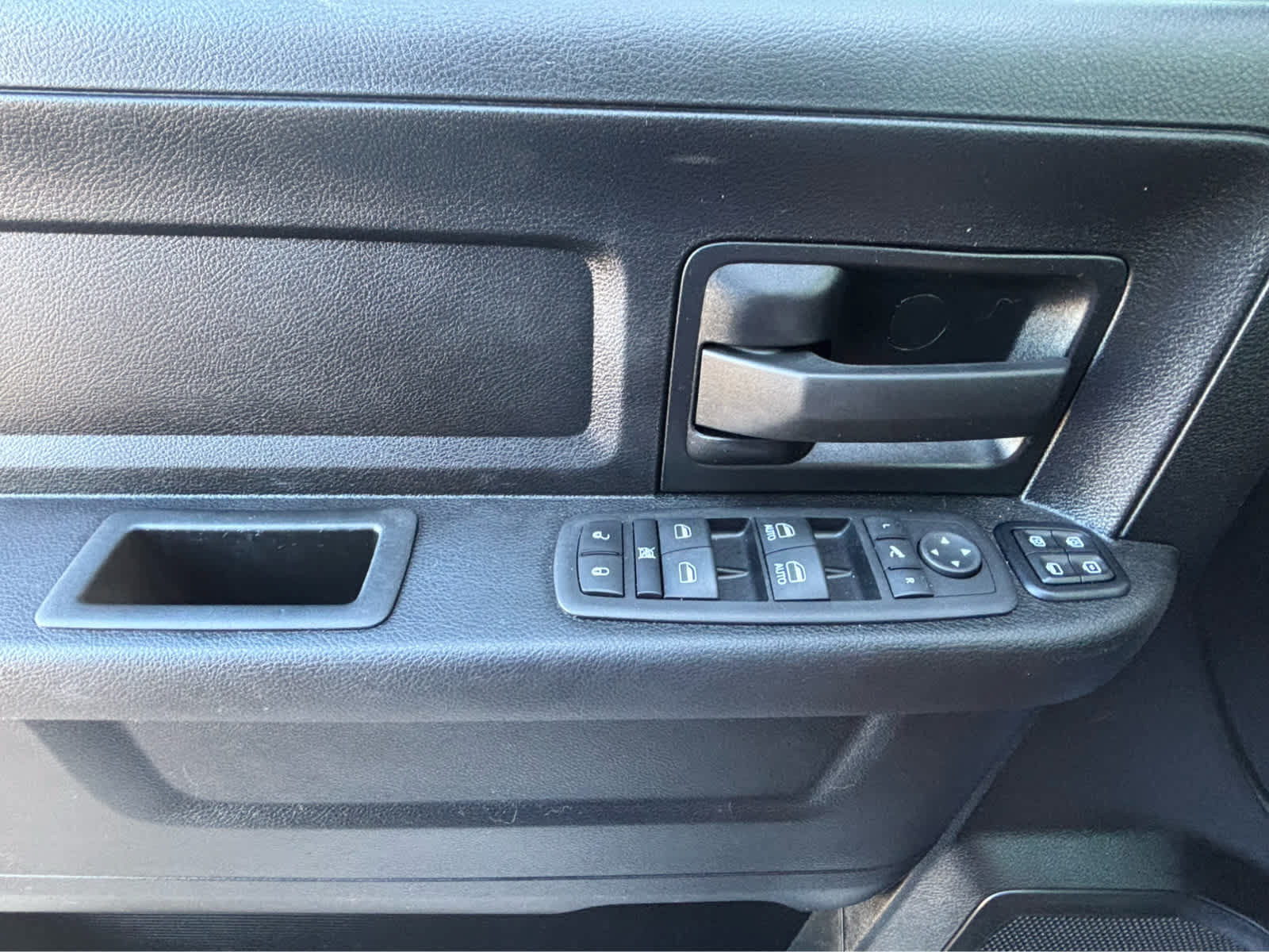 Used 2024 RAM 3500 Tradesman AWD/4WD image 17