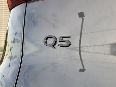 New 2025 Audi Q5 Premium Plus image 32