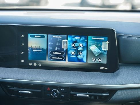 New 2026 Nissan Kicks SV image 15