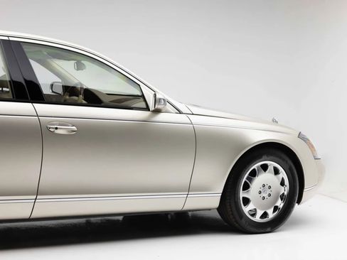 Used 2004 Maybach 57 RWD image 37