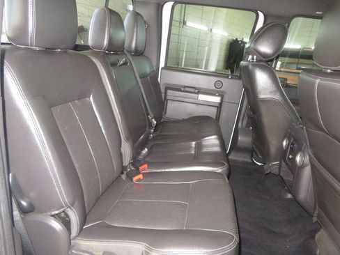 Used 2012 Ford F350 Lariat w/ Chrome Pkg image 29