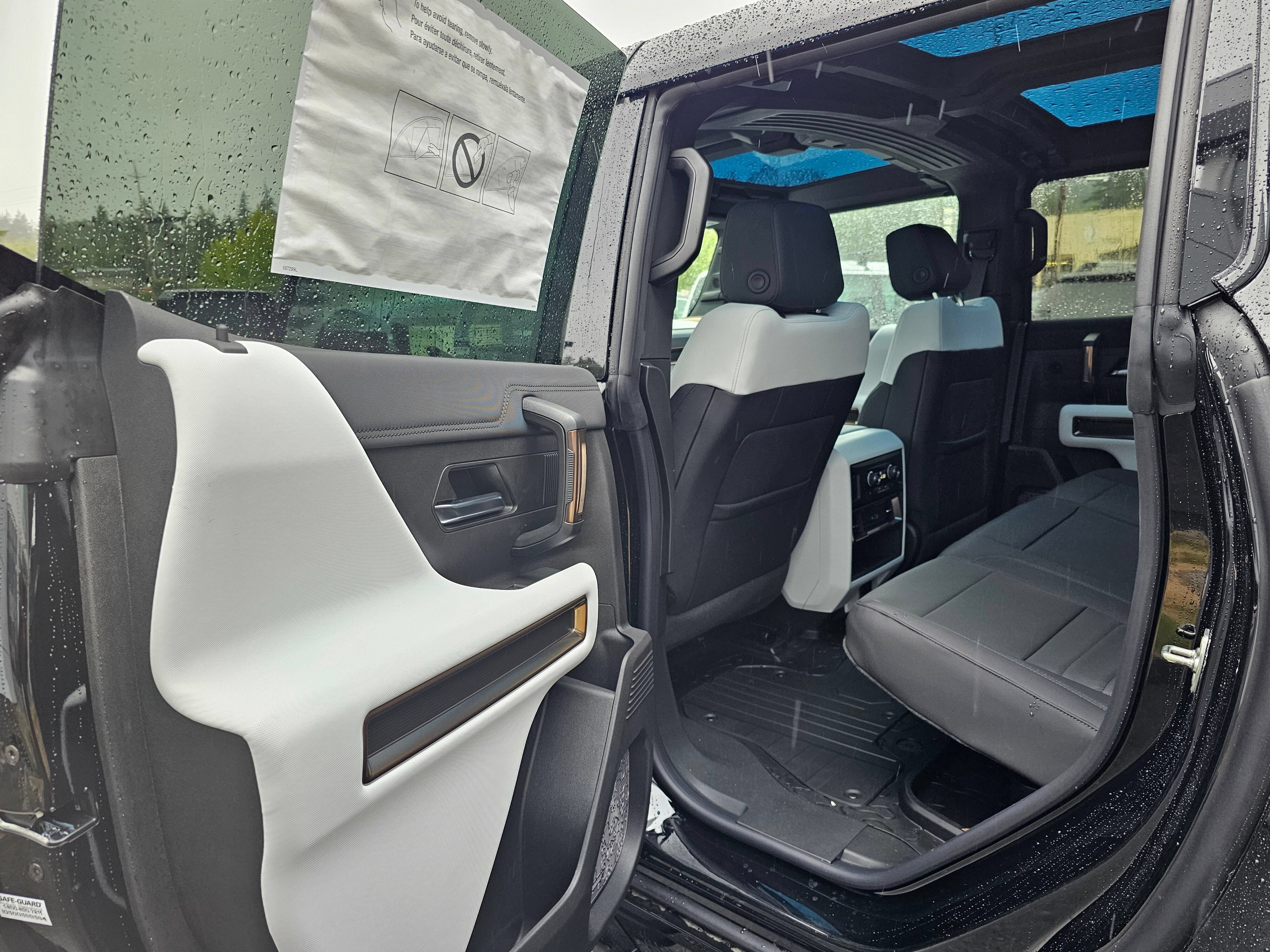New 2024 GMC Hummer EV 2X AWD/4WD image 19