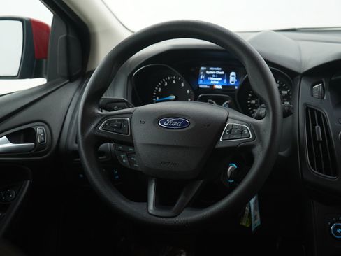 Used 2016 Ford Focus SE image 14
