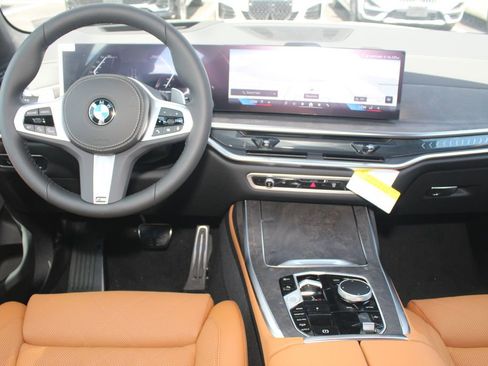 New 2027 BMW X7 xDrive40i AWD/4WD image 18