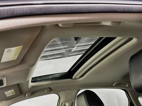 Used 2024 Honda Civic EX-L image 18