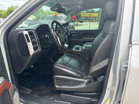 Used 2015 GMC Sierra 1500 SLT w/ SLT Crew Cab Value Package AWD/4WD image 6